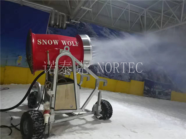 长沙瑞翔室内滑雪场